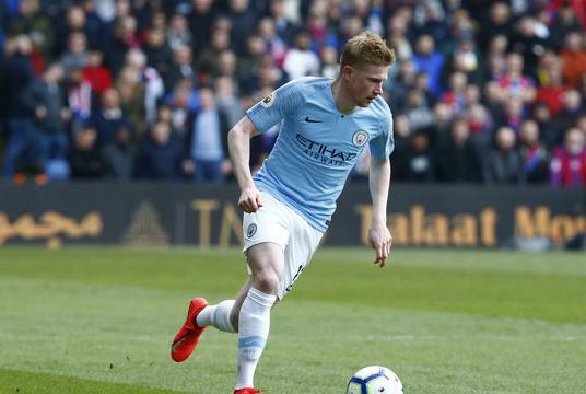 国足未来第一左后卫：华裔球星90万欧转会费登陆波兰联赛！