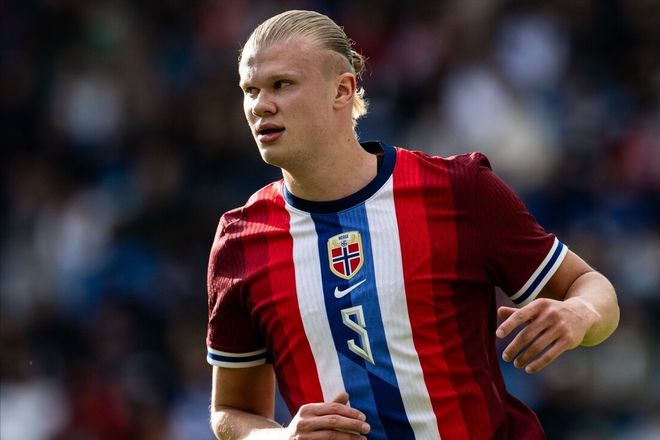 麦克托米奈vs丹麦全场数据：2解围1过人+贡献神级倒钩（麦克托米奈战丹麦全场表现：2次解围1次过人，奉献神级倒钩）