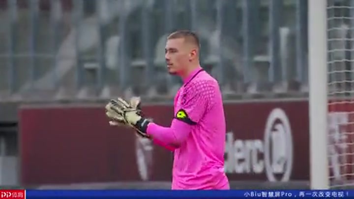 43.3米超远吊射破门，亚当斯创造本赛季英超最远距离进球